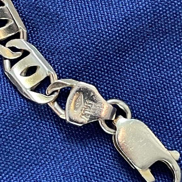 14k Gold Mariner / Gucci Chain - Picture 3 of 4